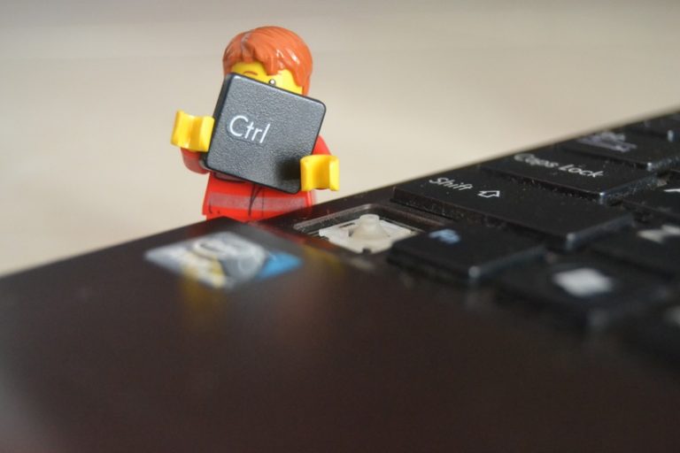CRTL Lego