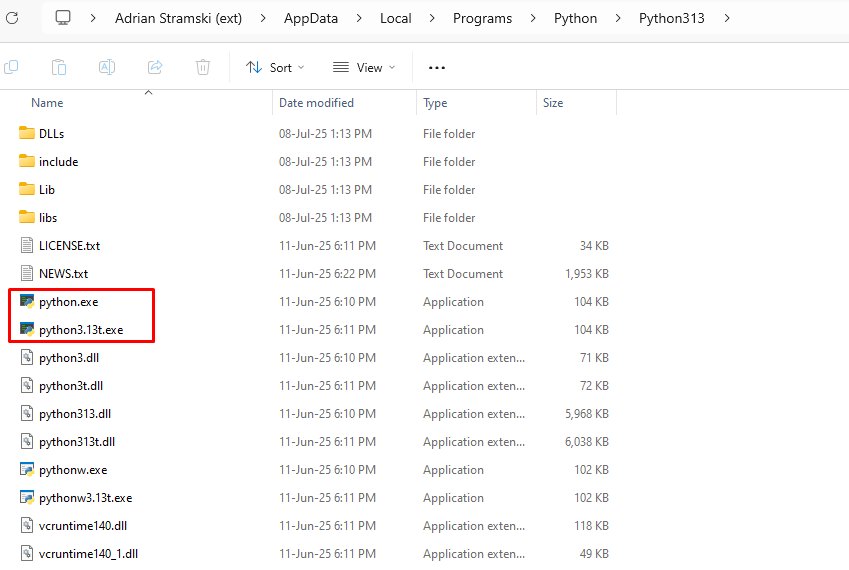 Python w wersji oficjalnej oraz eksperymentalnej w folderze instalacyjnym