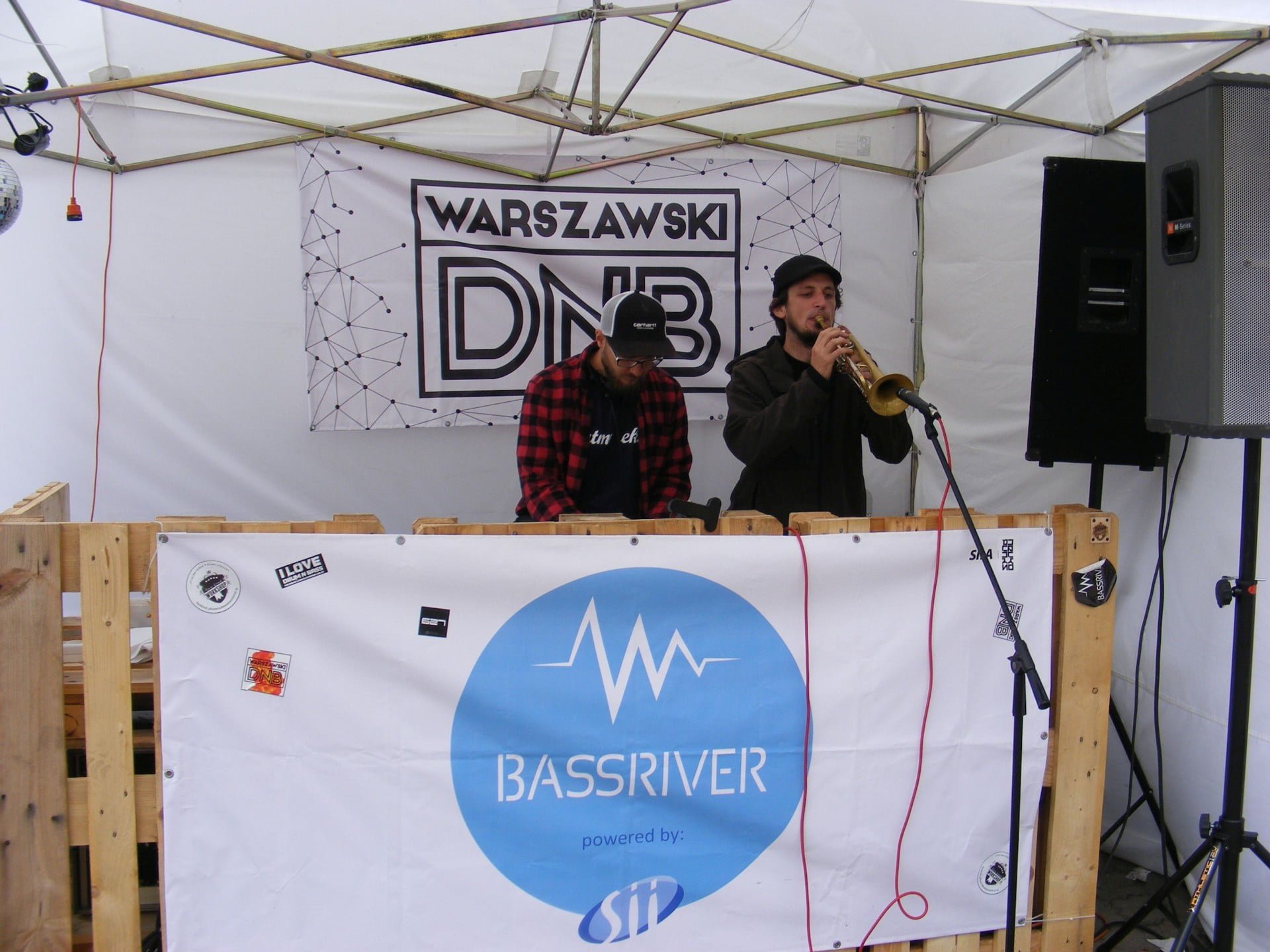 BassRiver powered by Sii 16