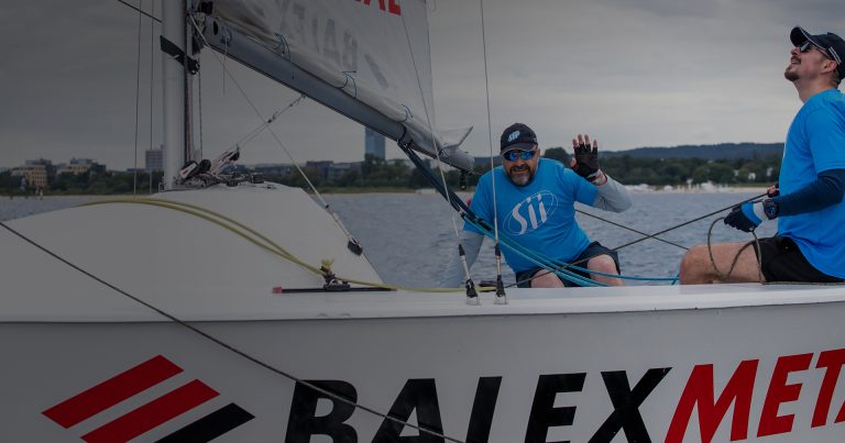 Poznaj Jacka i Dennisa, inżynierów Embedded oraz liderów Sii Sailing Team